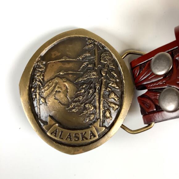 1979 Indiana Metal Craft Belt Buckle Alaska w/Tooled Leather Belt EXC! - Picture 6 of 9